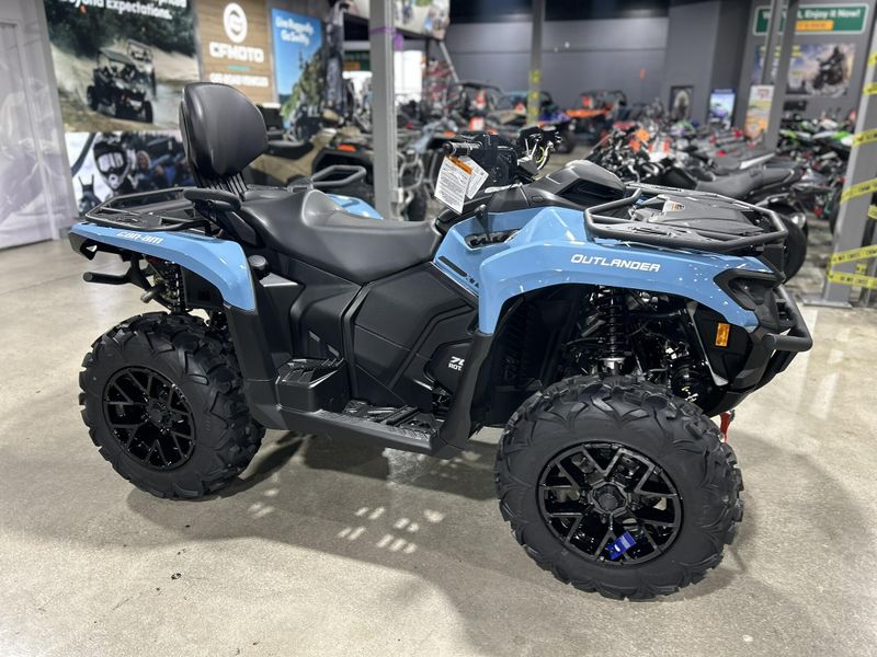 New 2026 Can-Am OUTLANDER MAX XT 700 Image 17