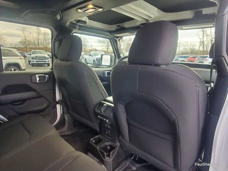 Used 2021 Jeep Wrangler Unlimited Sahara