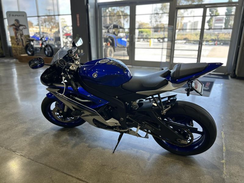Used 2015 Yamaha YZF-R6 Image 19