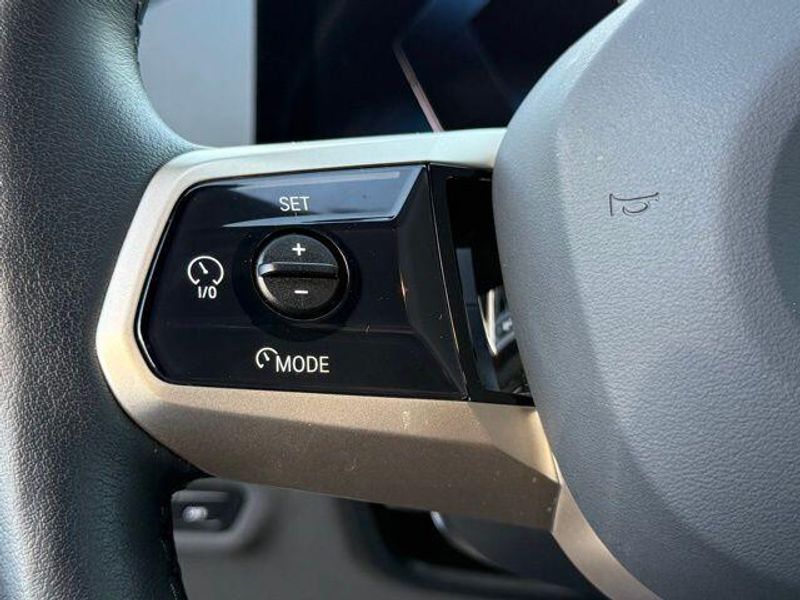 Used 2026 BMW iX xDrive60Image 25