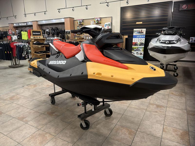 New 2026 Sea-Doo SPARK FOR 3 90 CONVENIENCE PACKAGE (SOUND SYSTEM) Image 12