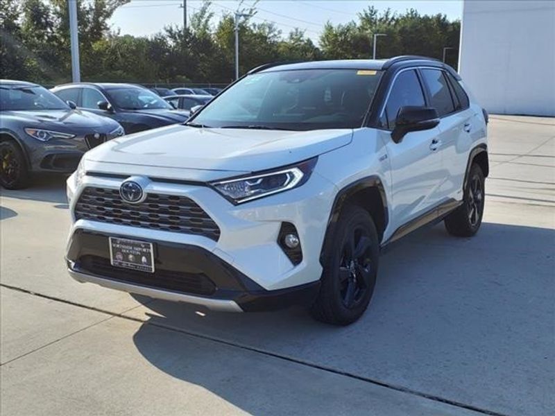 2020 Toyota RAV4 Hybrid XSEImage 11