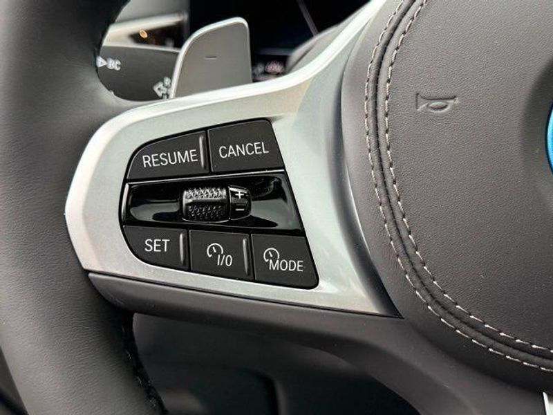 New 2026 BMW X5 xDrive50eImage 21