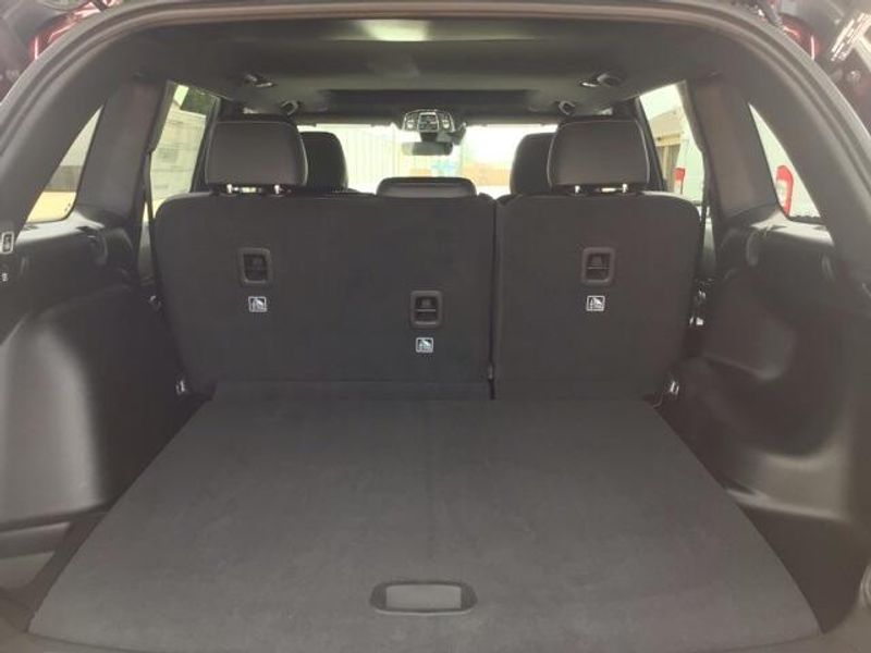 2025 Jeep Grand Cherokee Altitude X 4x2Image 19
