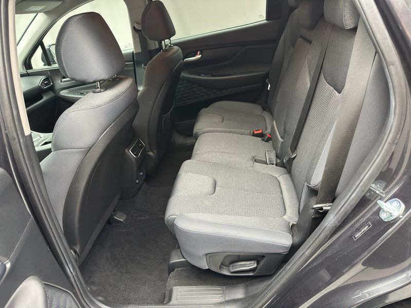 Used 2023 Hyundai Santa Fe SELImage 14