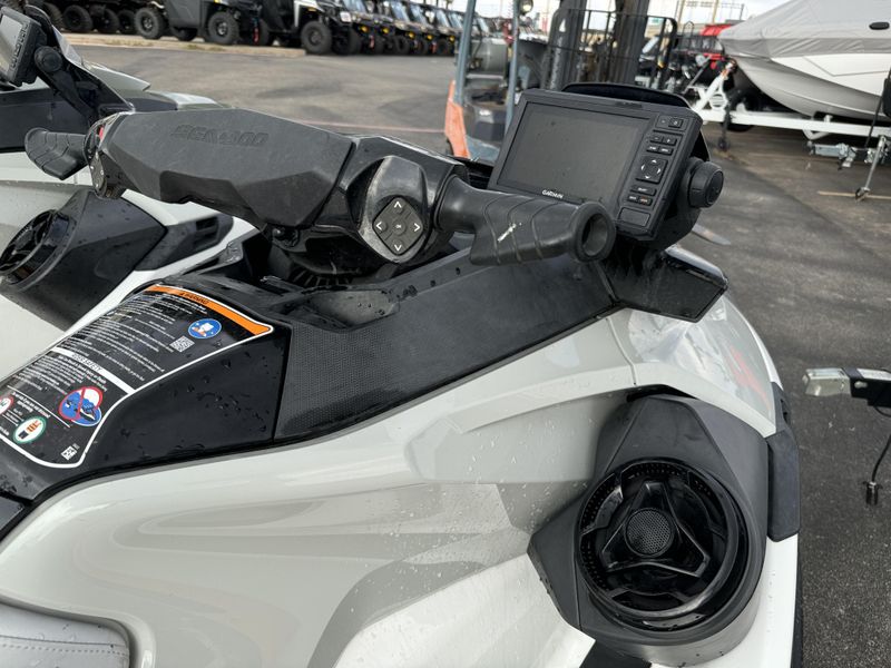 2020 SEADOO FISH PRO IBR GREEN Image 9