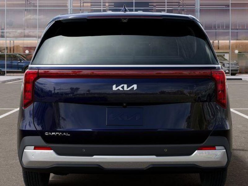 New 2026 Kia Carnival LXSImage 14