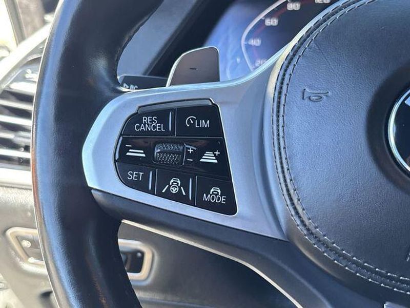 Used 2022 BMW X7 M50iImage 24