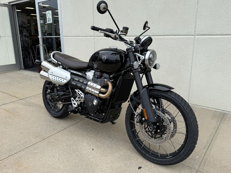 2025 Triumph SCRAMBLER 1200 XImage 1