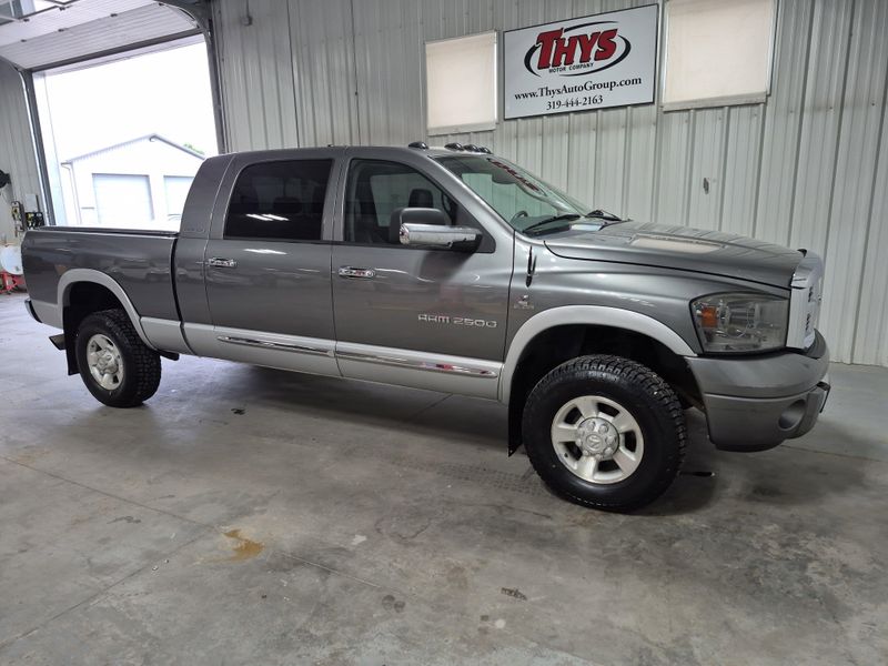 Used 2006 Dodge Ram 2500 LaramieImage 2