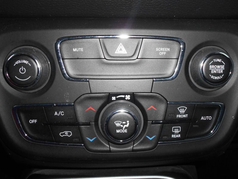 2020 Jeep Compass LatitudeImage 12