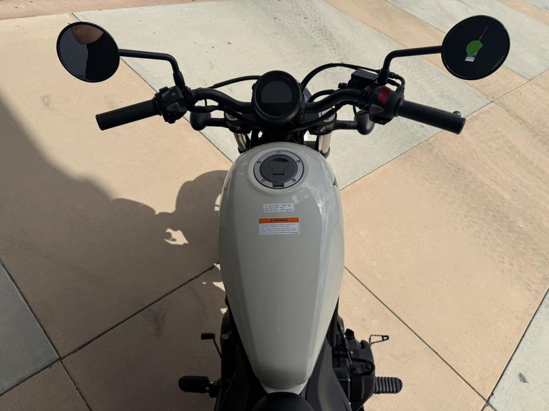 2025 Honda REBEL 500 ABS Image 11