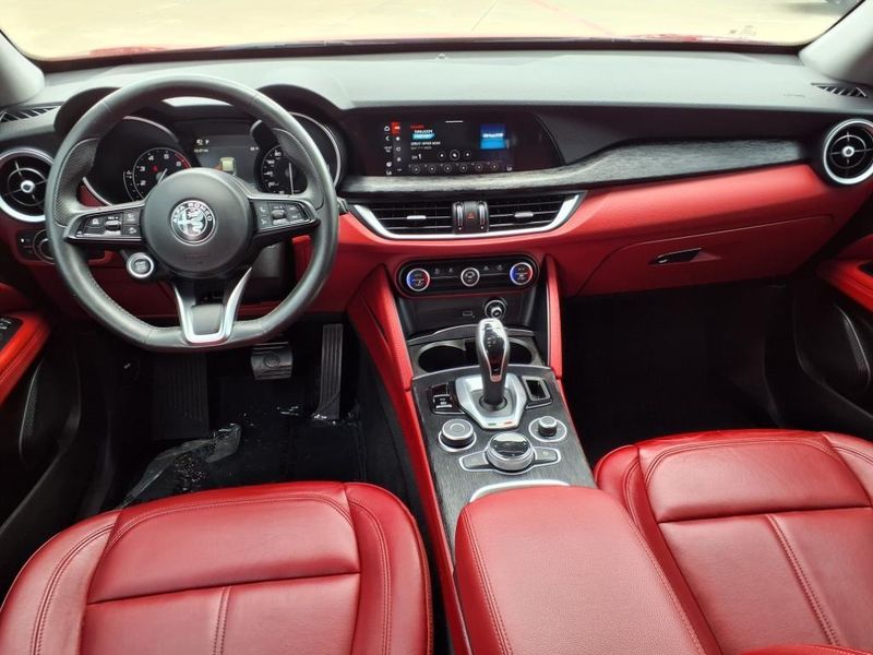 2021 Alfa Romeo Stelvio SprintImage 4