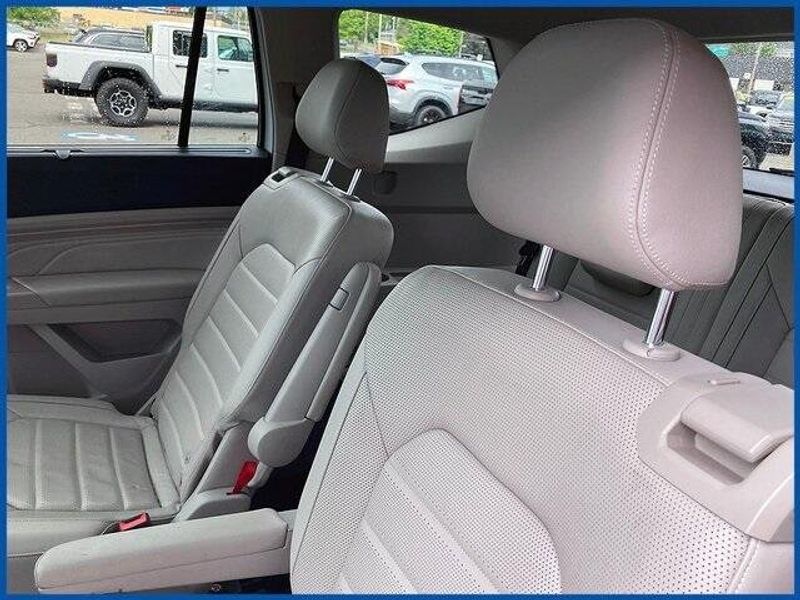 2021 Volkswagen Atlas SEL PremiumImage 10
