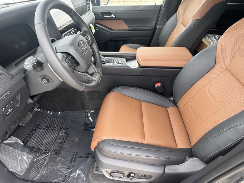 New 2026 Lexus GX 550 OvertrailImage 20