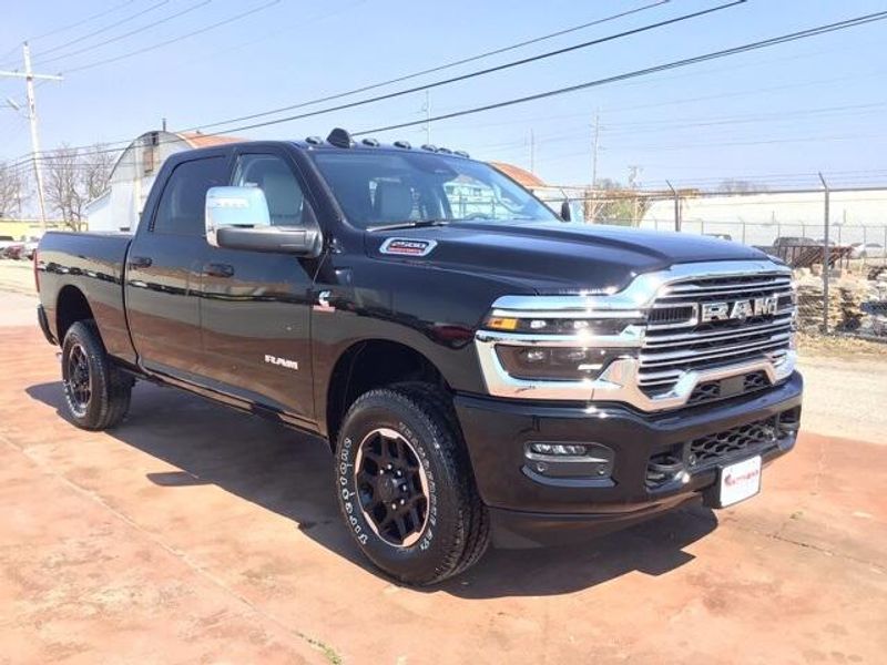 2025 RAM 2500 Laramie Crew Cab 4x4 6