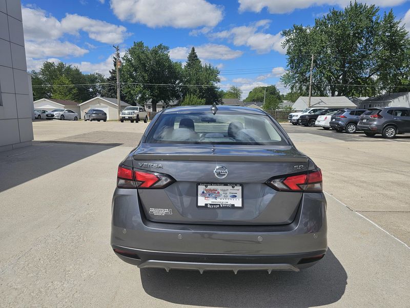 2020 Nissan Versa SRImage 7