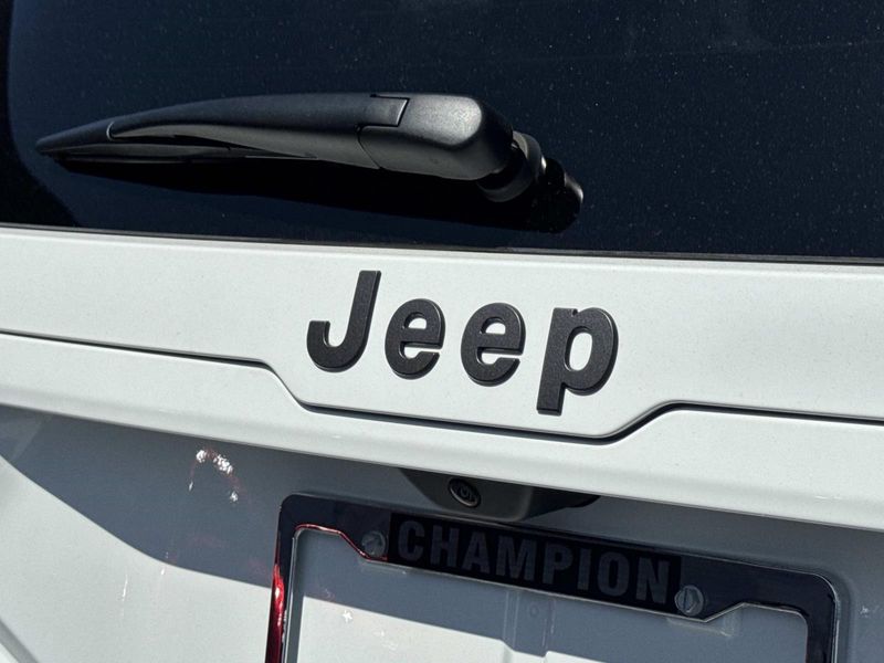 New 2026 Jeep Cherokee Limited 4x4