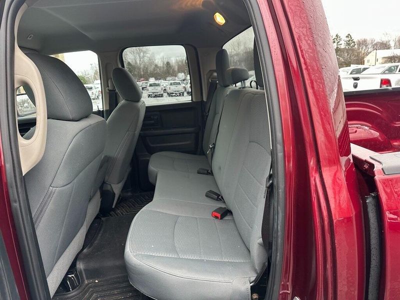2018 RAM 1500 ExpressImage 15