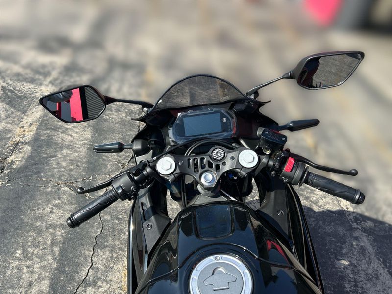 New 2026 Yamaha YZF-R3 ABS Image 15