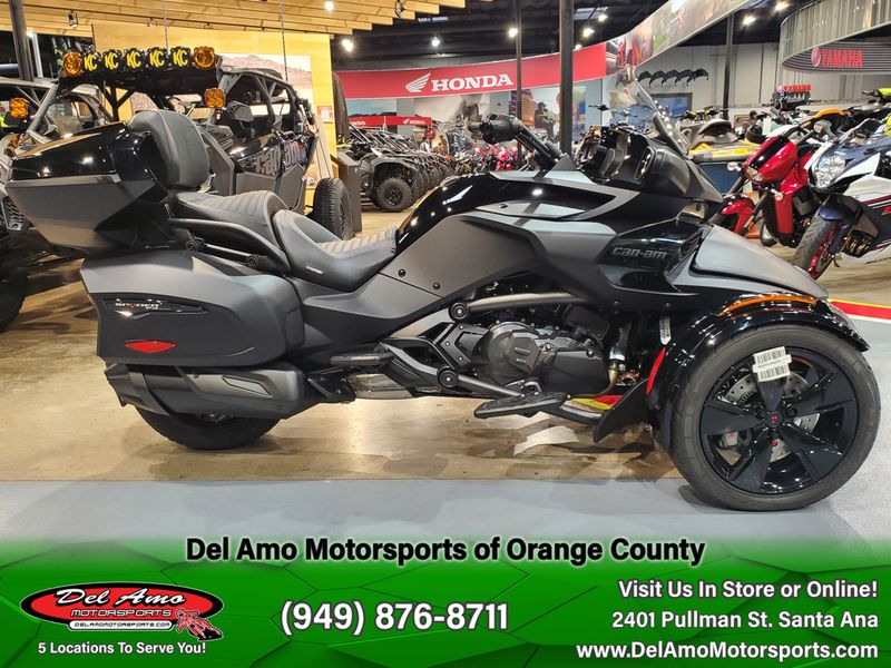 2023 Can-Am H8PA  in a MONOLITH BLACK SATIN / DARK exterior color. Del Amo Motorsports of Orange County (949) 416-2102 delamomotorsports.com 