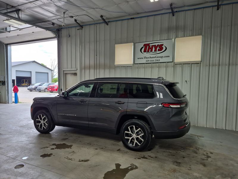 2025 Jeep Grand Cherokee L Limited 4x4Image 22