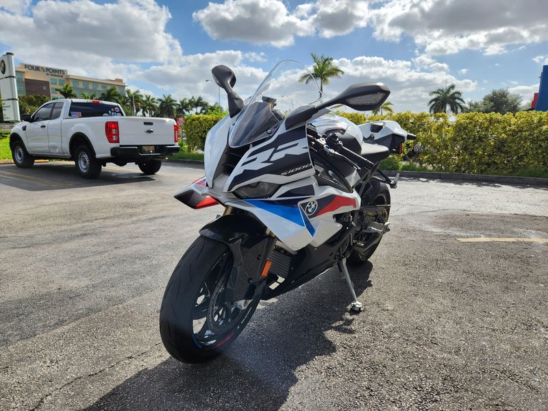 2025 BMW S 1000 RRImage 3