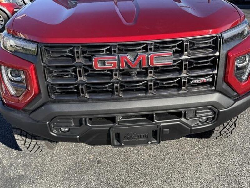 2024 Gmc Canyon AT4X photo 4