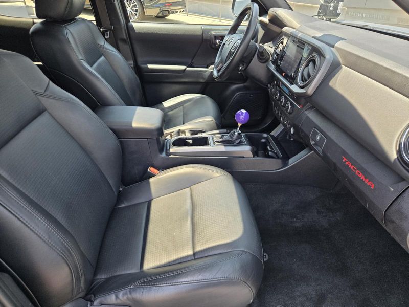 Used 2019 Toyota Tacoma TRD Off Road Double Cab 6' Bed V6 AT (Natl)