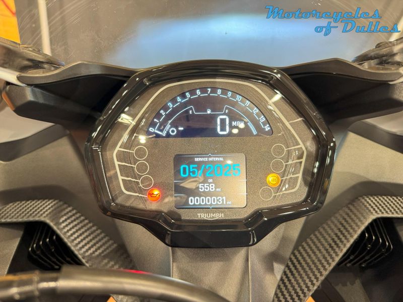 2025 Triumph Daytona 660 Image 10