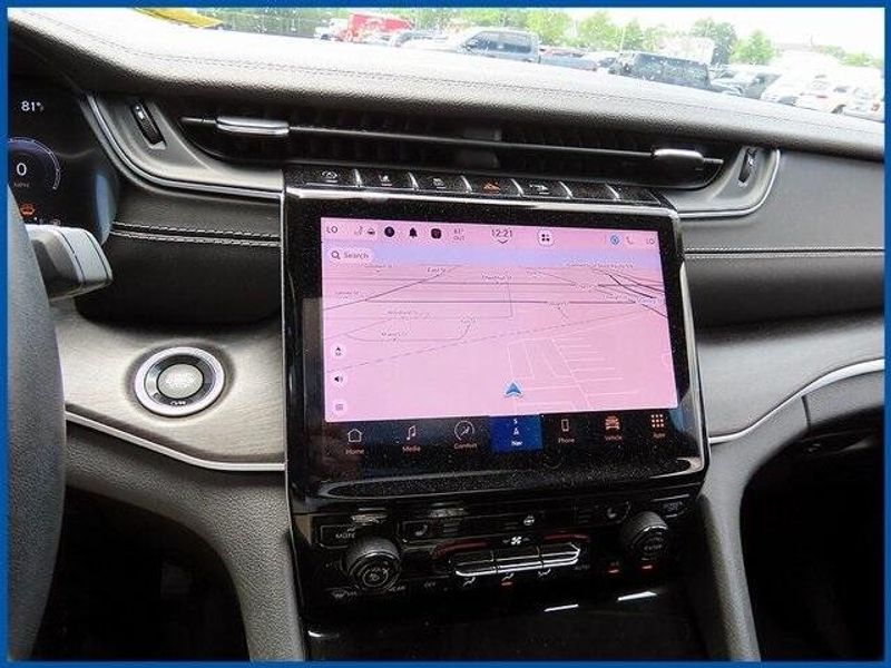 2022 Jeep Grand Cherokee L LimitedImage 17