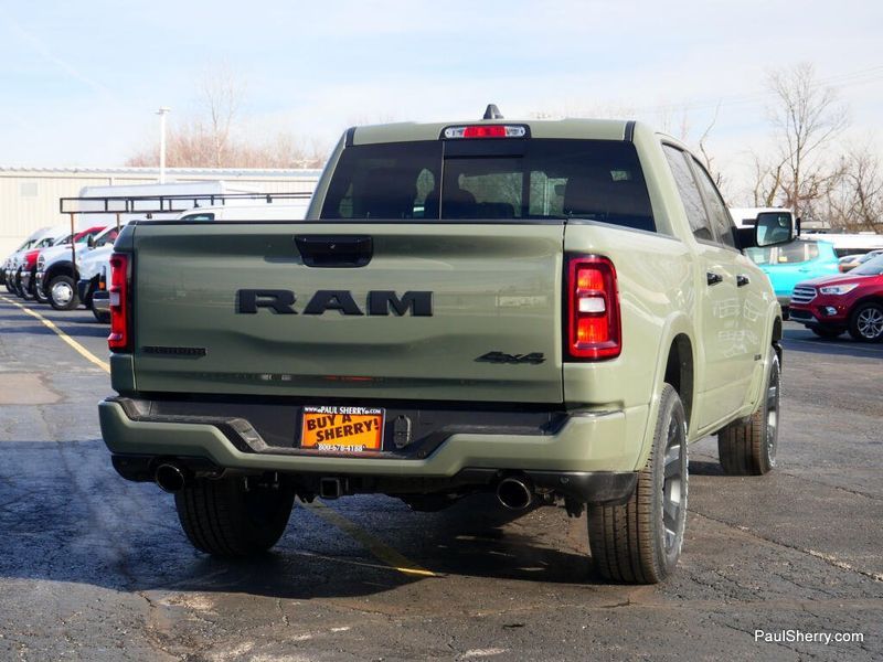 New 2026 RAM 1500 Big Horn Crew Cab 4x4 5'7' Box