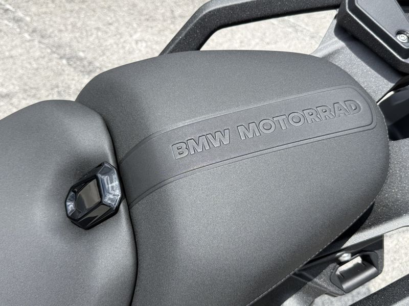 2026 BMW R 1300 RS
