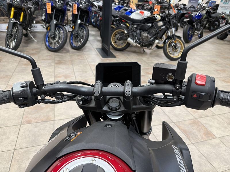 New 2026 Suzuki GSX-8S Image 23