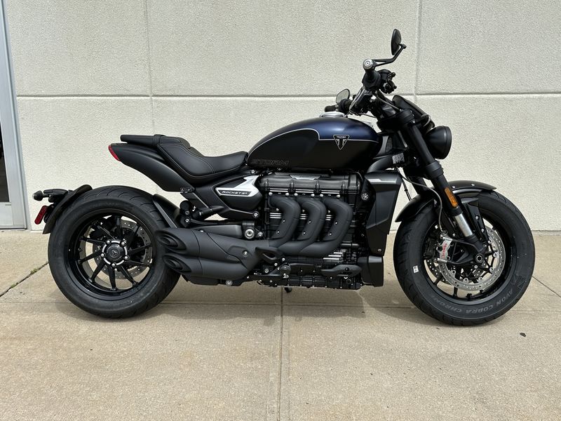 2025 Triumph ROCKET 3 STORM GT Image 2