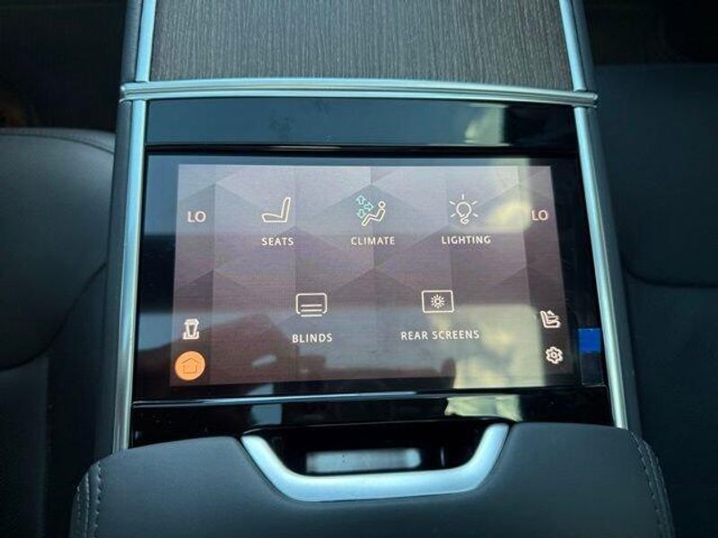 2024 Land Rover Range Rover Autobiography