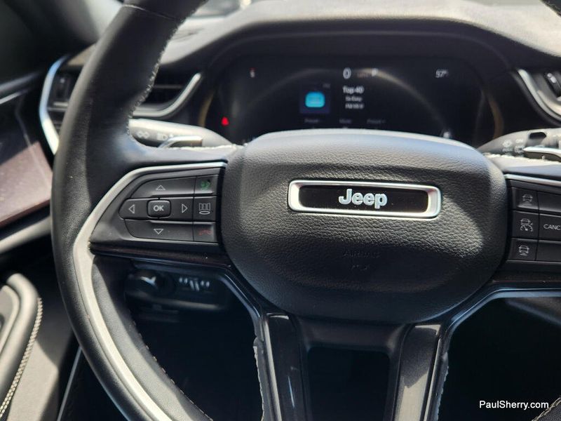 Used 2022 Jeep Grand Cherokee Altitude