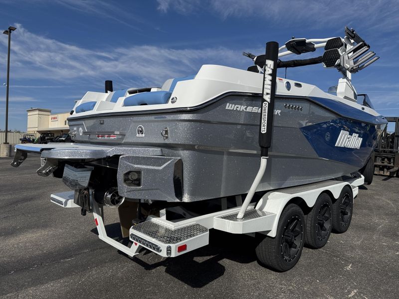 2025 MALIBU WAKESETTER 26 LSV Image 5