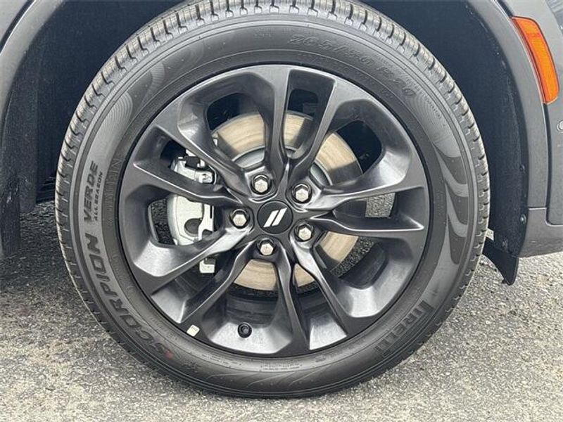 New 2025 Dodge Durango Gt Plus AwdImage 10