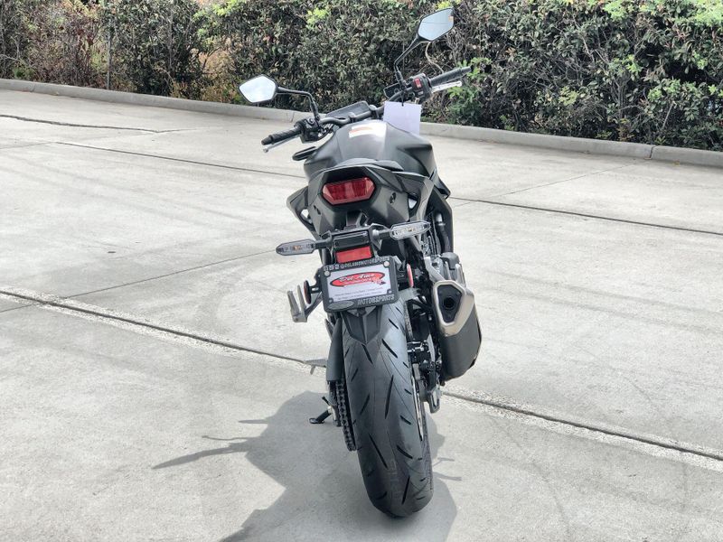New 2026 Honda CB750 HORNET E-CLUTCH Image 16