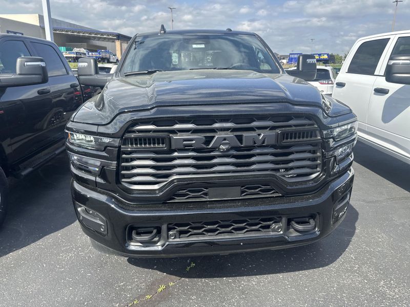 New 2025 RAM 2500 Big Horn Crew Cab 4x4 6