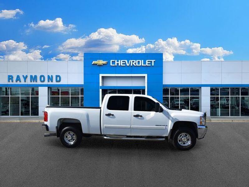 Used 2007 Chevrolet Silverado 2500HD LTImage 2