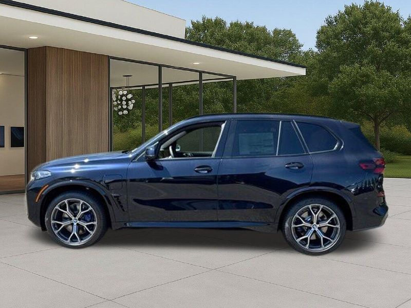 New 2026 BMW X5 xDrive50eImage 13