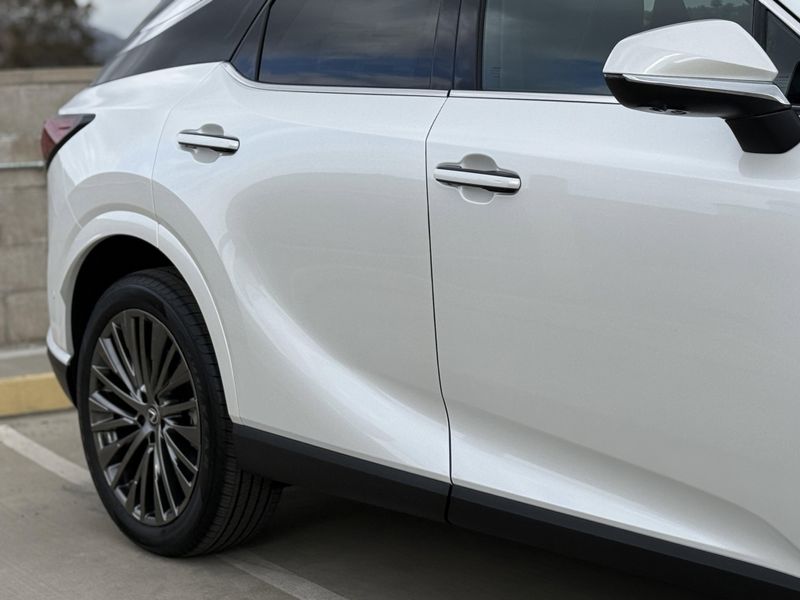 2025 Lexus RX Image 5