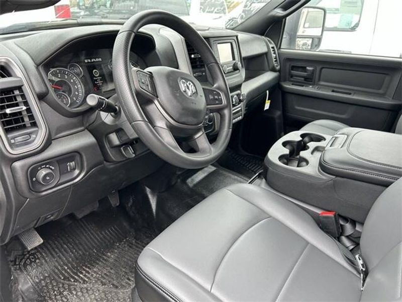 2023 RAM 2500 Tradesman Crew Cab 4x2 8