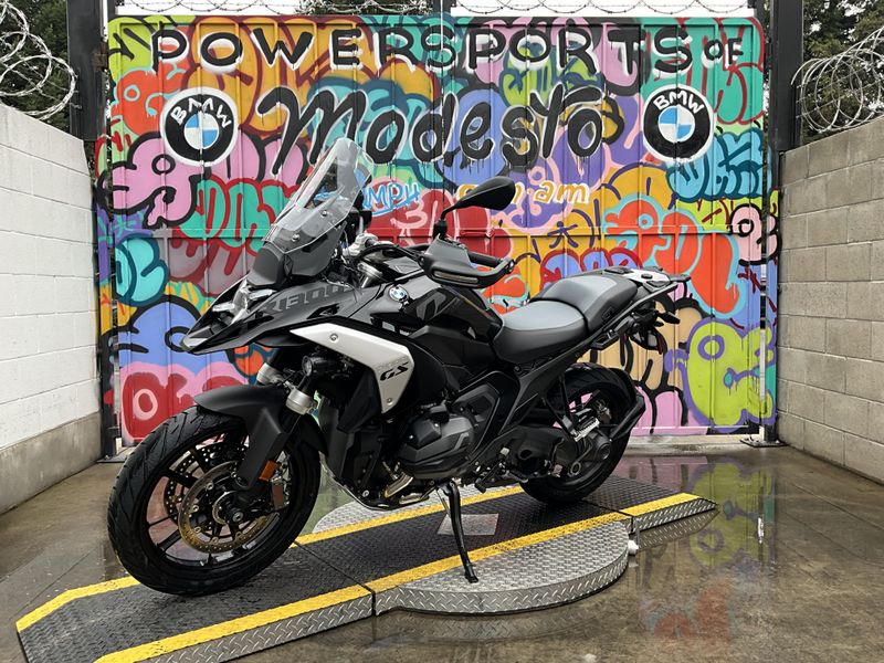 2025 BMW R 1300 GS Image 8