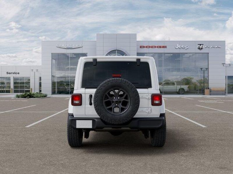 New 2026 Jeep Wrangler 4-door California EditionImage 7