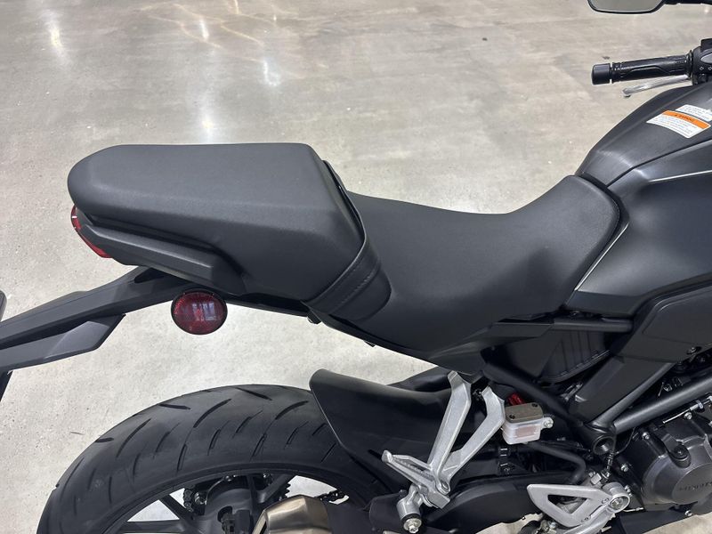 Used 2025 Honda CB300R ABS Image 17