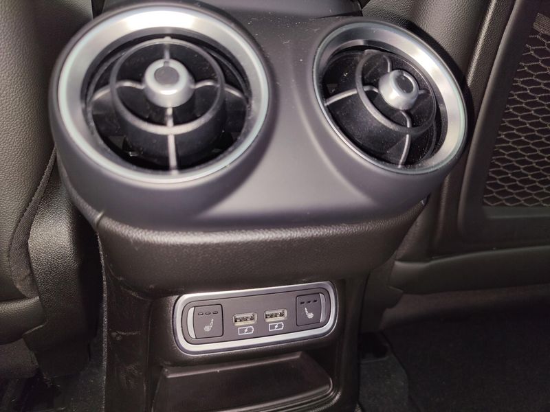 2024 Alfa Romeo Stelvio Ti AWD w/Sunroof/Nav/Activ AsstImage 27