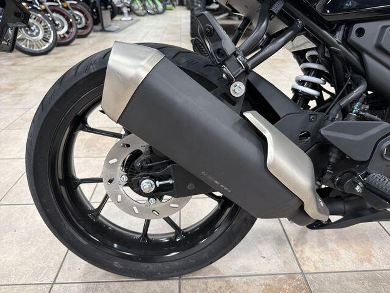 New 2025 CFMOTO 300SS Image 24